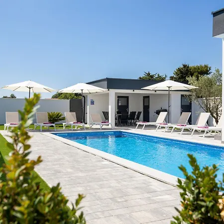 L&l By Interhome Medulin