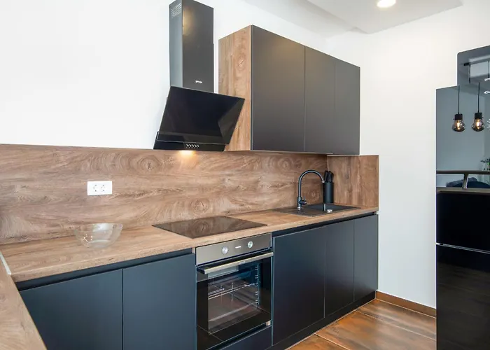 Vakantiehuis L&l By Interhome Medulin