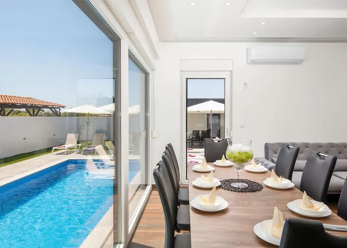 Vakantiehuis L&l By Interhome *